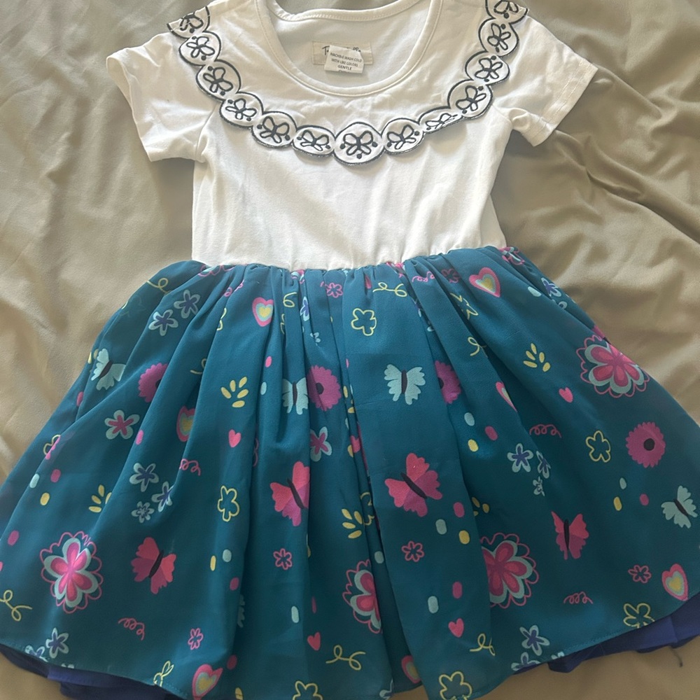 Encanto Taylor Joelle dress